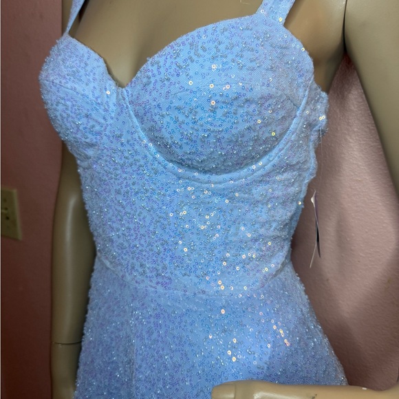 Windsor Light Blue Sequin Skater Dress – NWT Size M - Picture 4 of 12